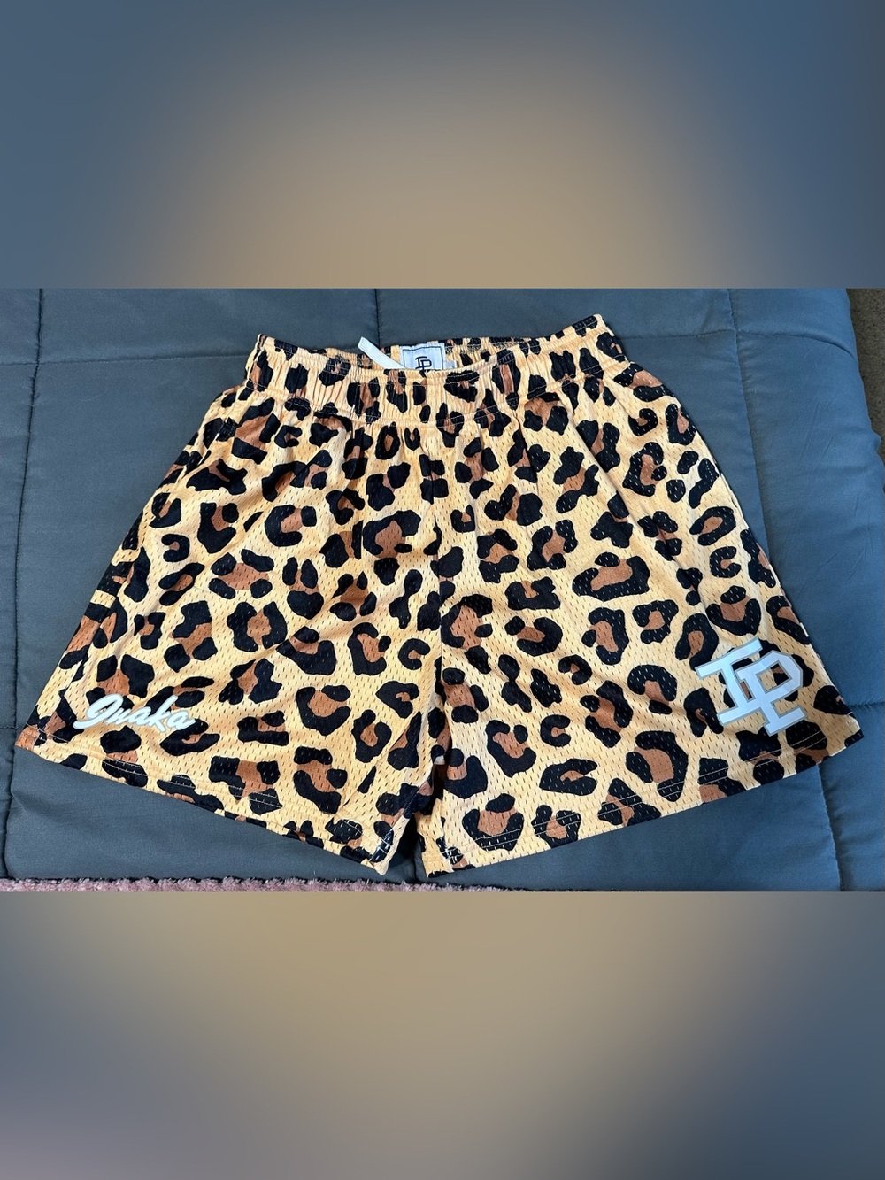 Inaka Power Leopard Print Women Shorts size L